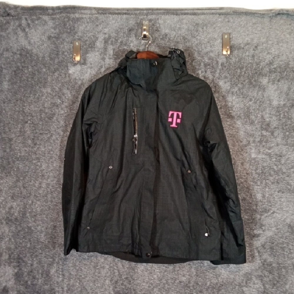 North End Insolated Jacket With Hood Womens Medium (Tmobile)